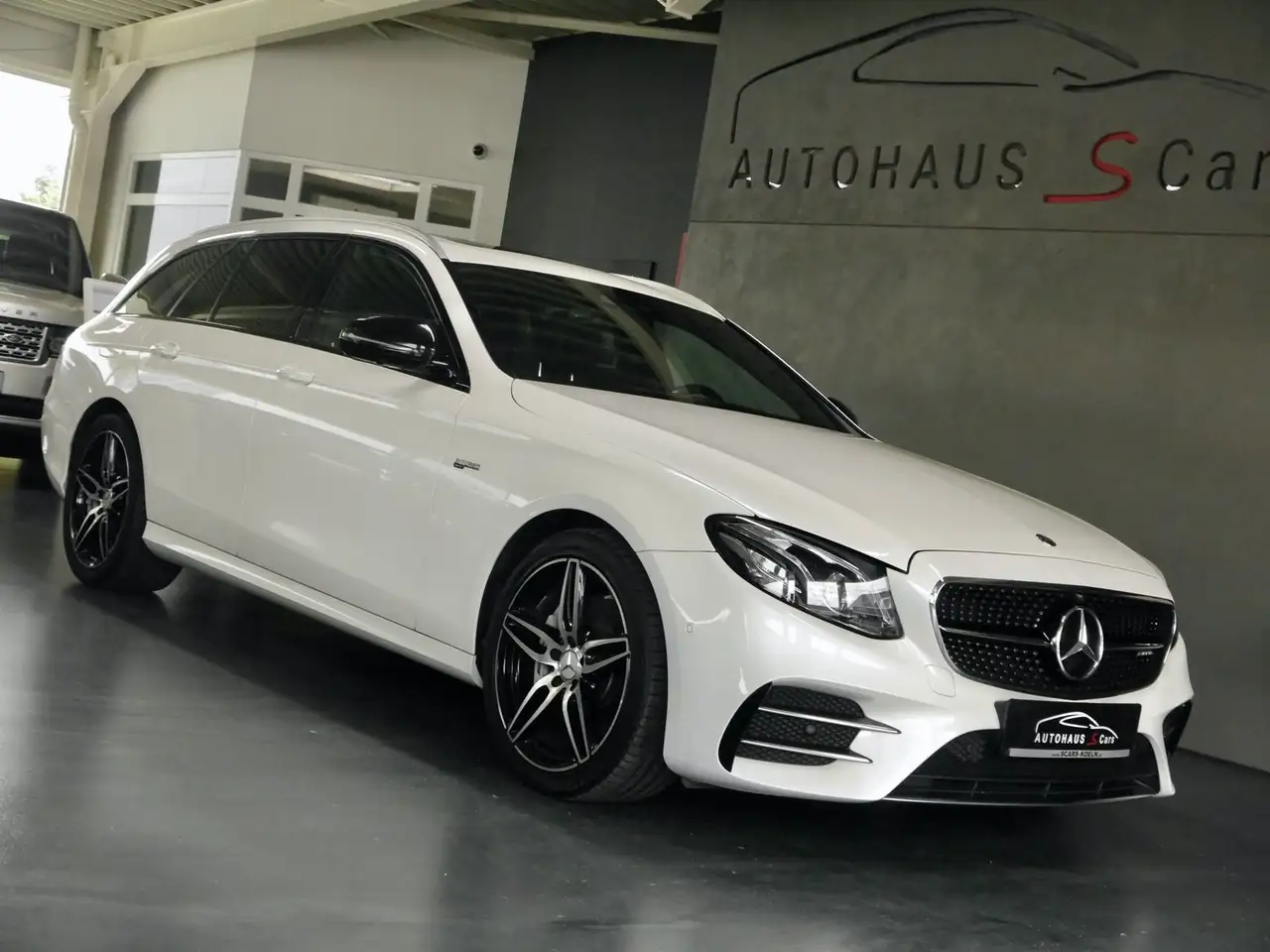 Mercedes-Benz E 43 AMG