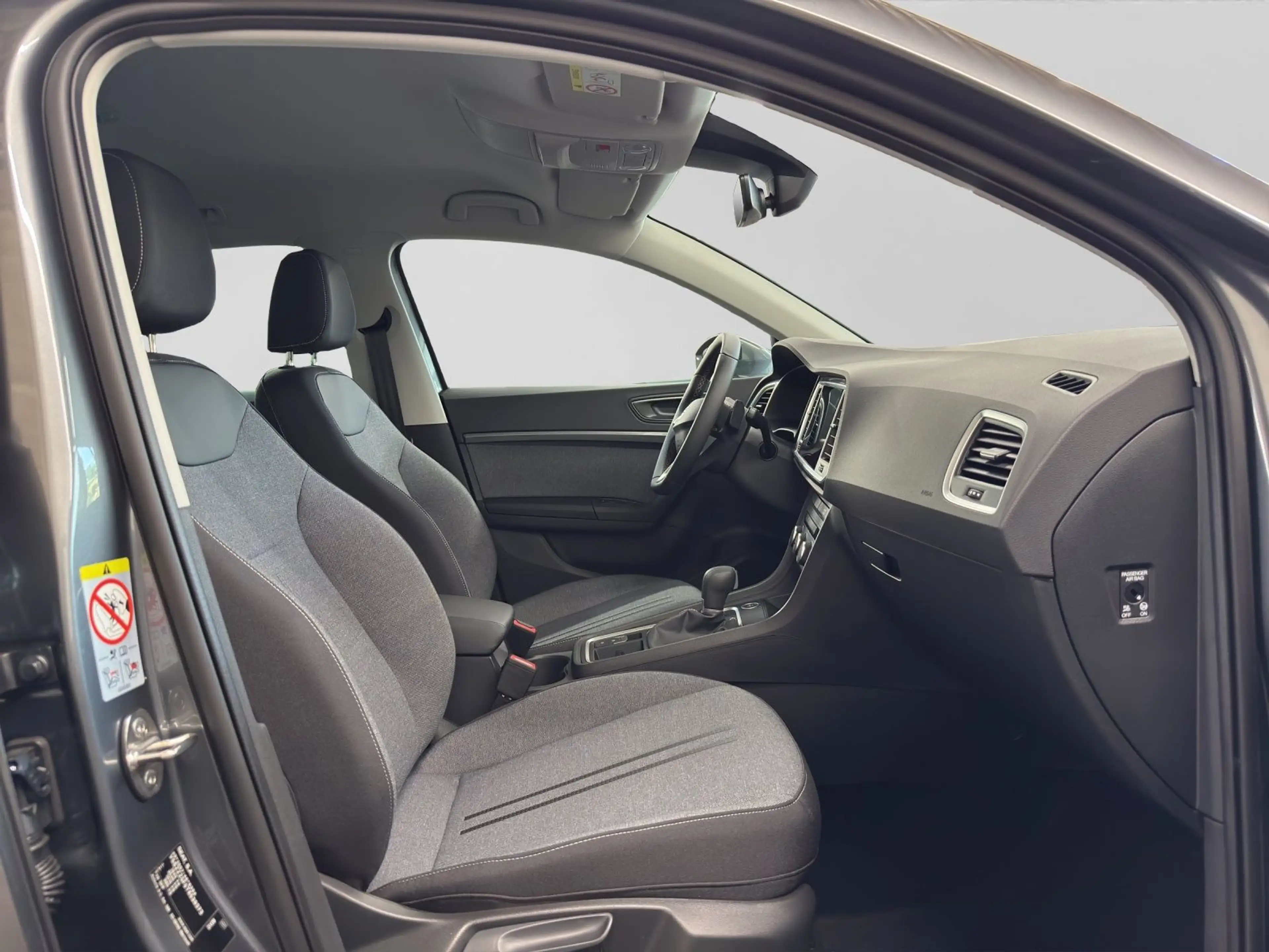 SEAT Ateca 1.5 TSI DSG STYLE ROAD EDITION REAR VIEW A — photo 4