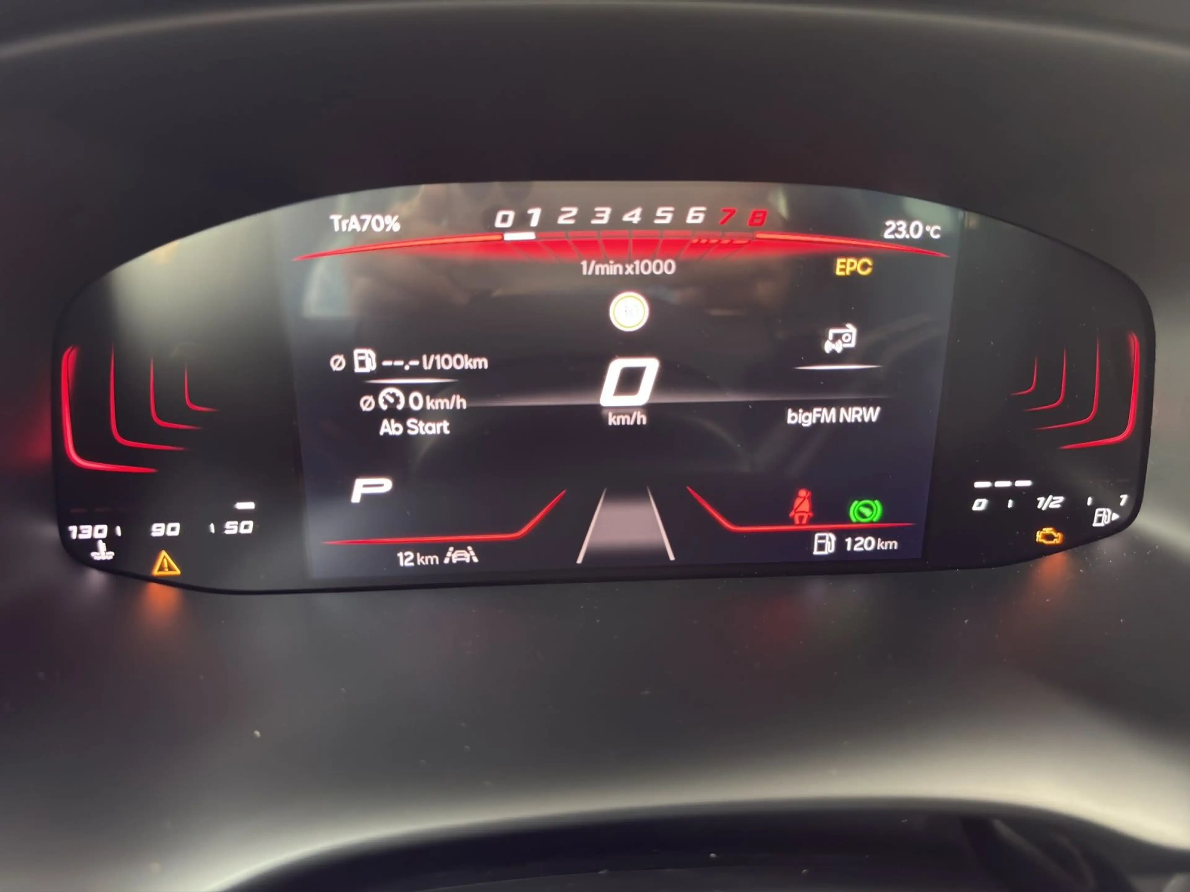 SEAT Ateca 1.5 TSI DSG STYLE ROAD EDITION REAR VIEW A — photo 10