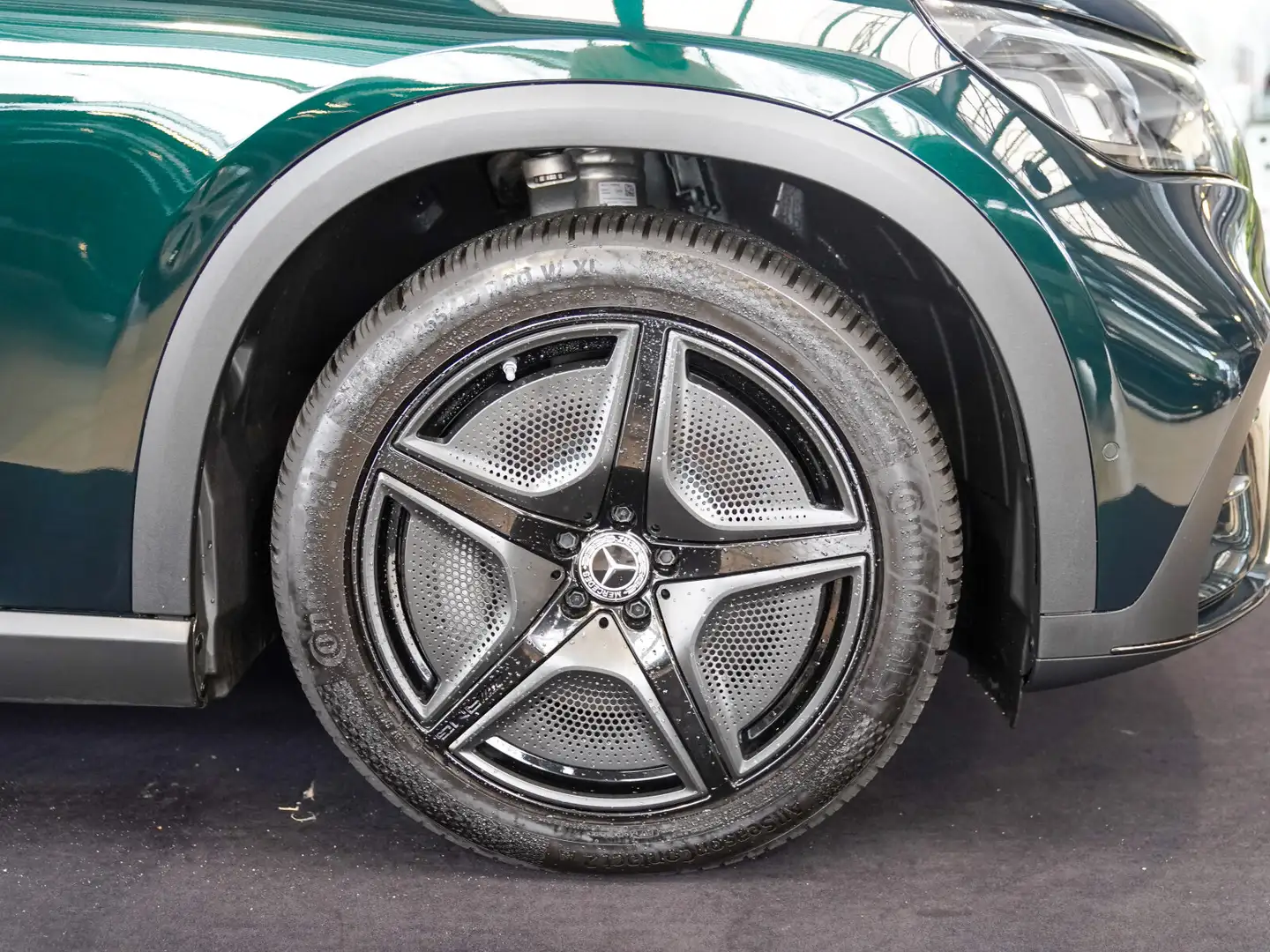 Mercedes-Benz EQE 300 EQE 300 300 AMG Line smaragd AIR Burmester 360° Vert - 2