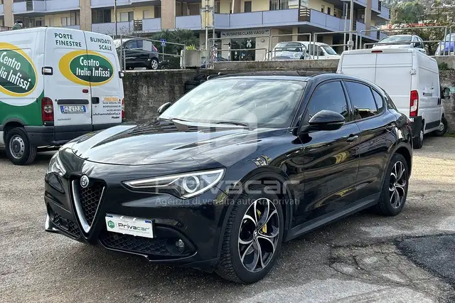 Alfa Romeo Stelvio Stelvio 2.2 Turbodiesel 180 CV AT8 RWD Super