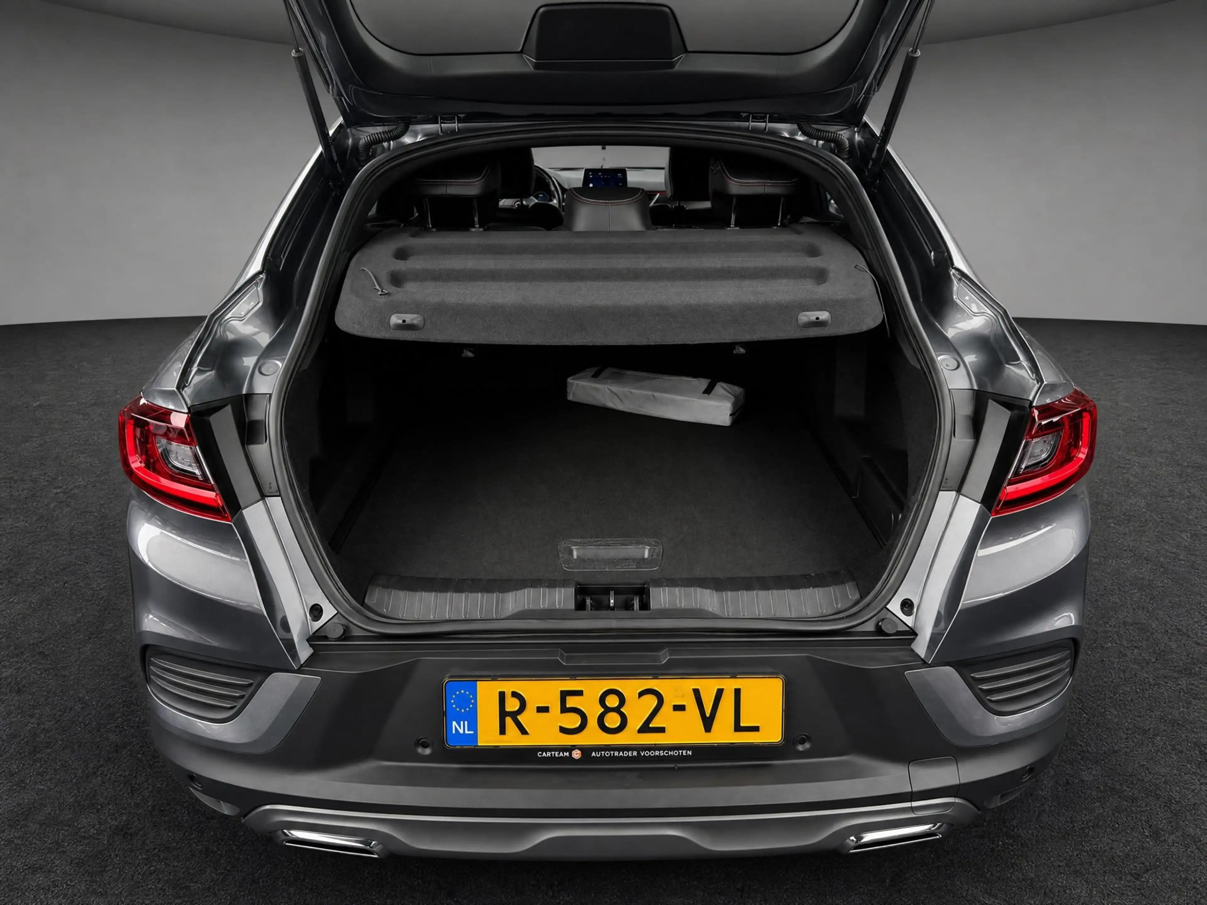 Renault Arkana 1.6 E-Tech Hybrid 145 R.S. Line — photo 22