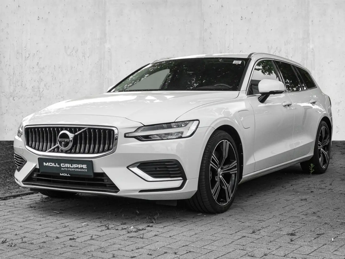Volvo V60 T6 Twin Engine AWD Inscription Plug-In Kamera LED Biały - 2