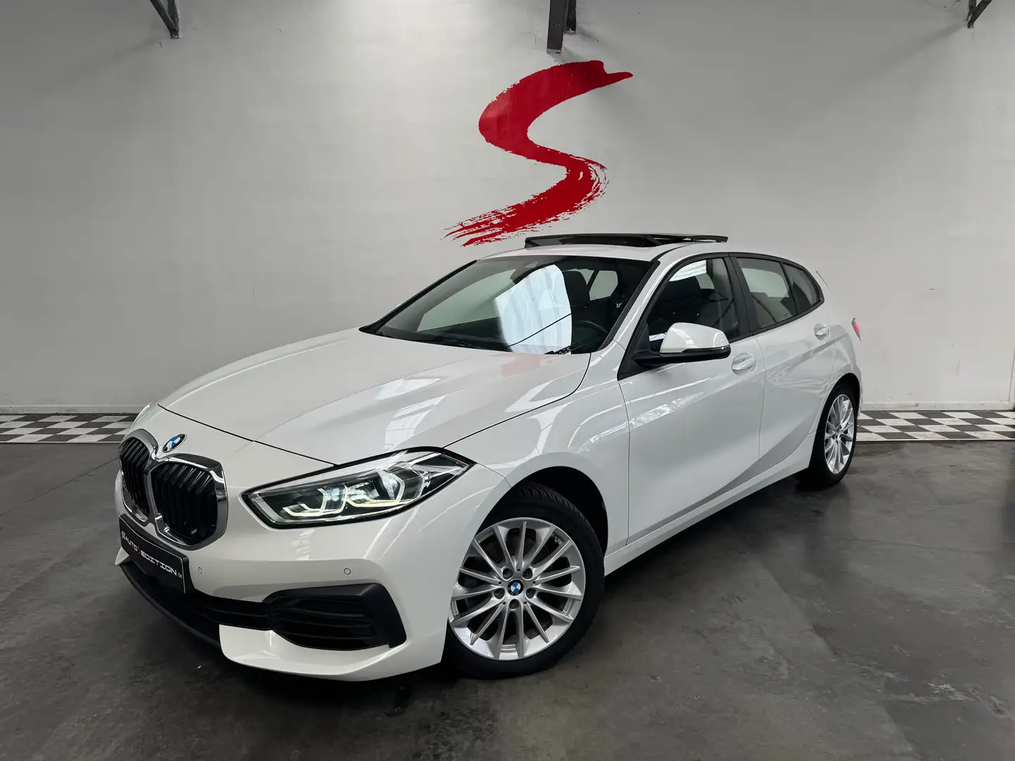 BMW 118 118i OPF / Toit ouvrant / CarPlay / Feux led Blanc - 1