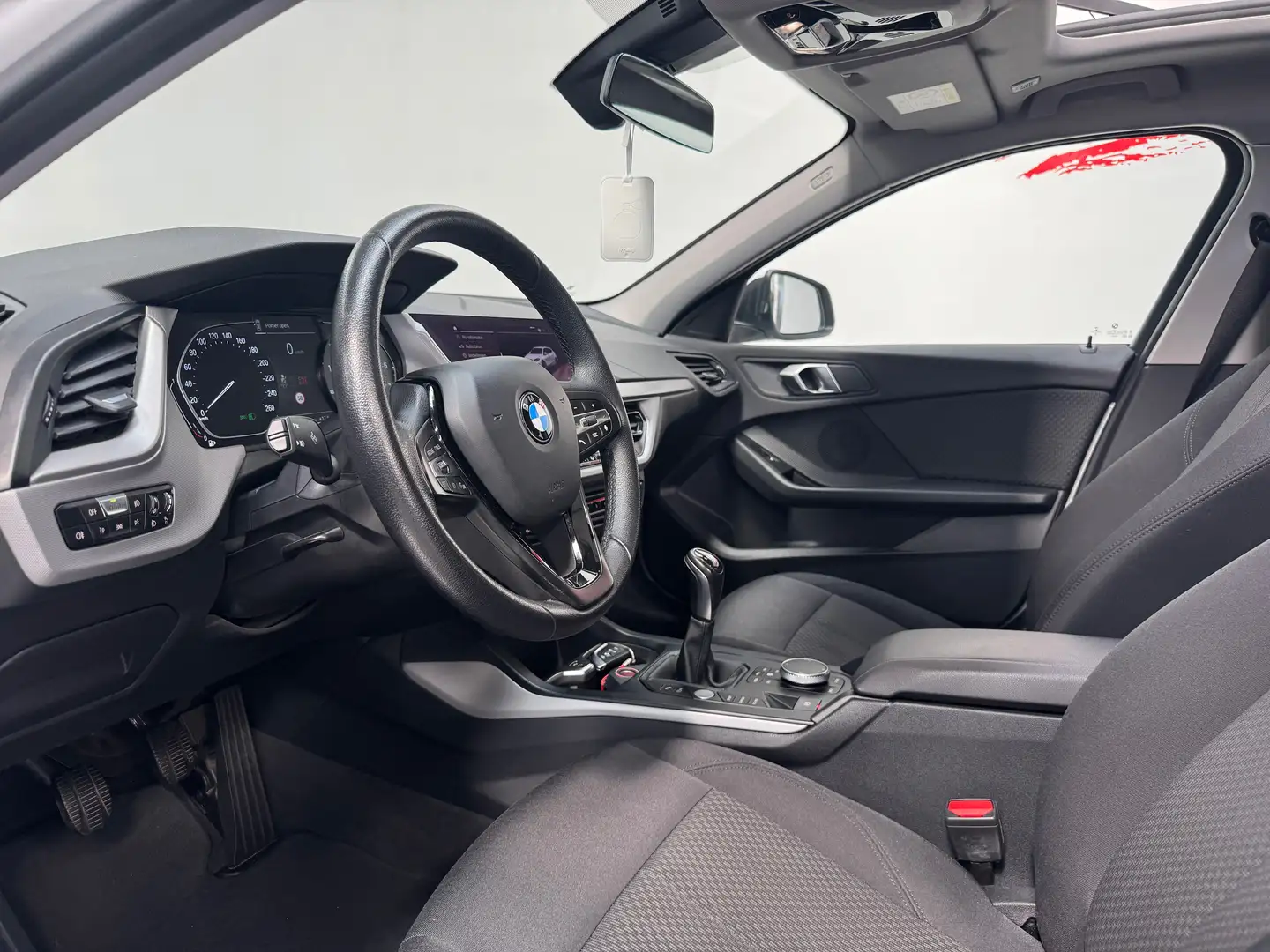 BMW 118 118i OPF / Toit ouvrant / CarPlay / Feux led Blanc - 2