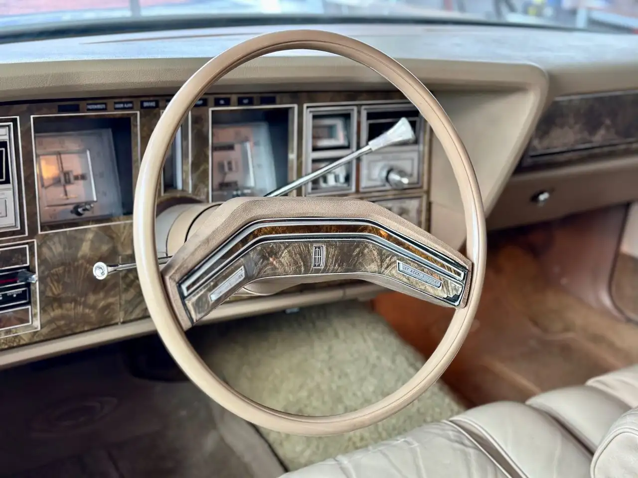 Lincoln Continental Mark V Cartier Designer/dt. Papiere/, foto 9