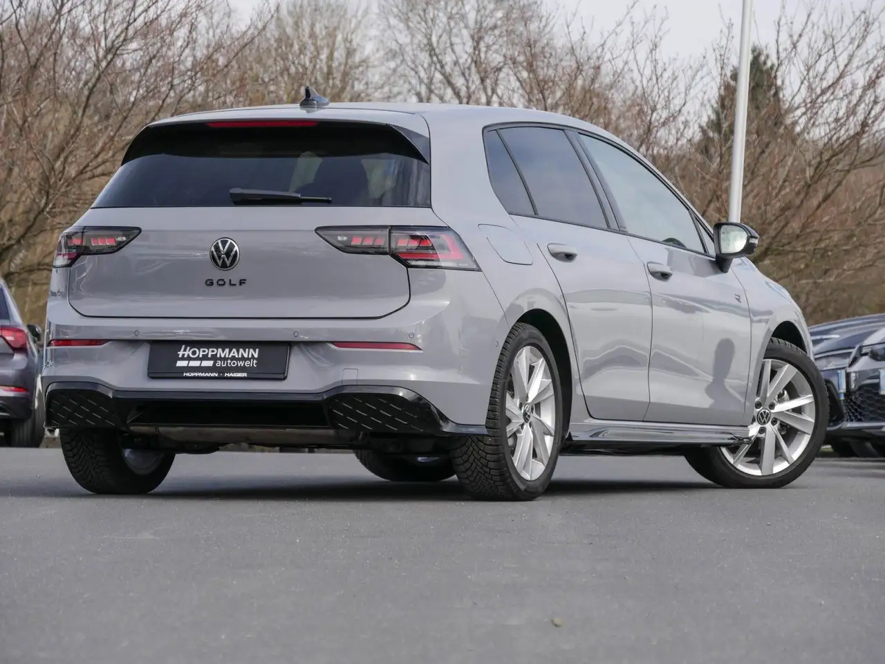 Volkswagen Golf R-Line 1,5 l eTSI AHK Kamera HarmanKardon N 2