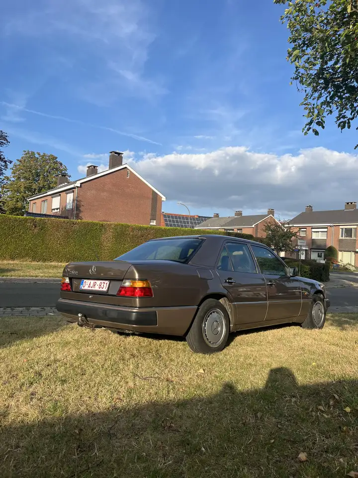 Mercedes-Benz 250 diesel, foto 2