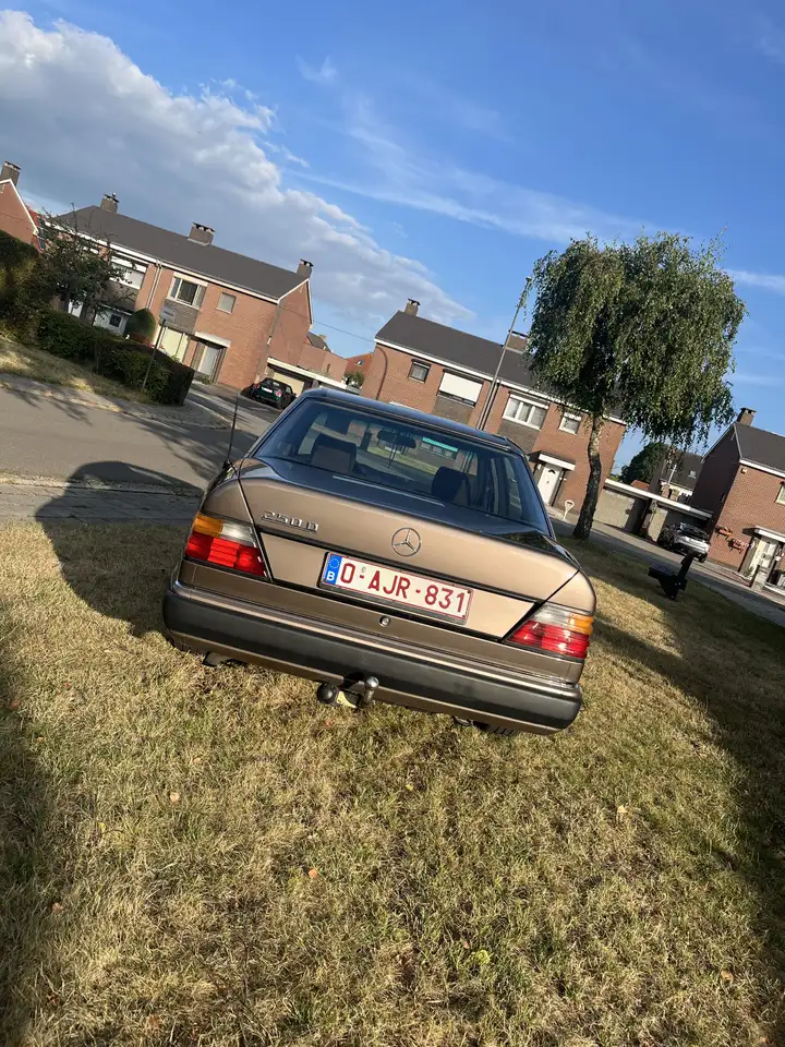 Mercedes-Benz 250 diesel, foto 4