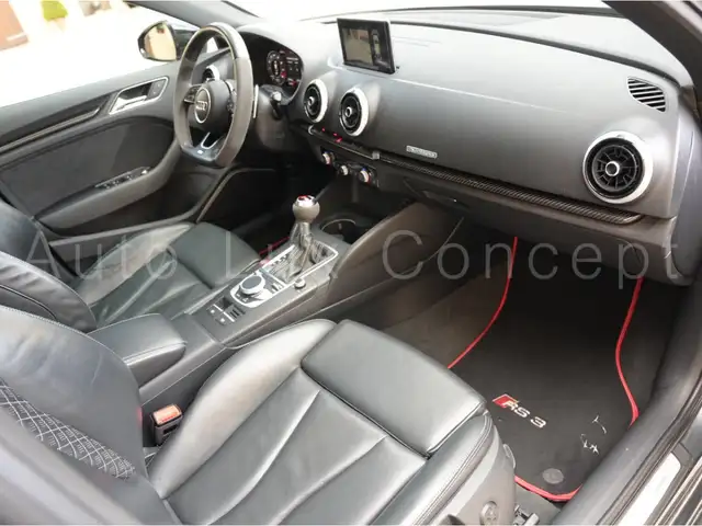 Audi RS3 view 6