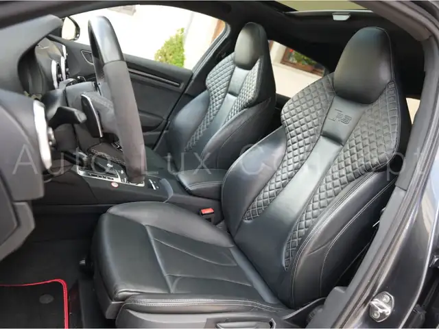 Audi RS3 view 7