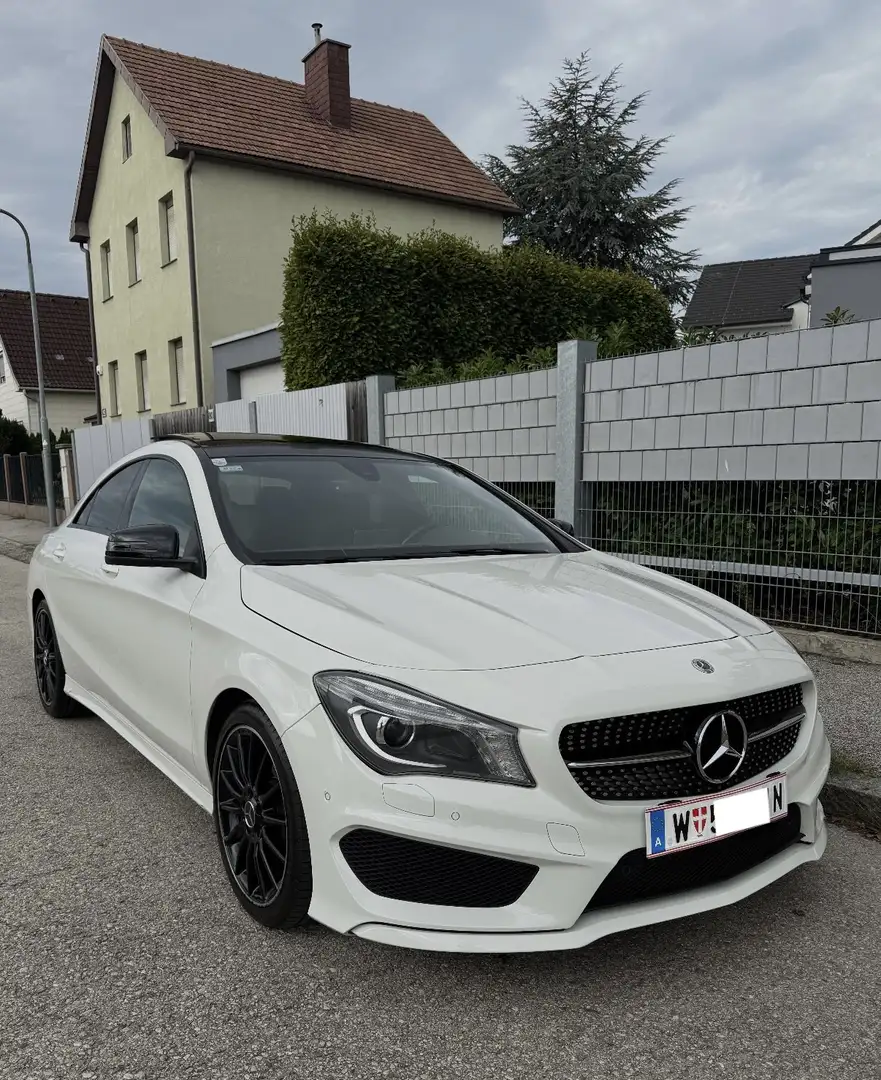 Mercedes-Benz CLA 180 Night-Paket Weiß - 1