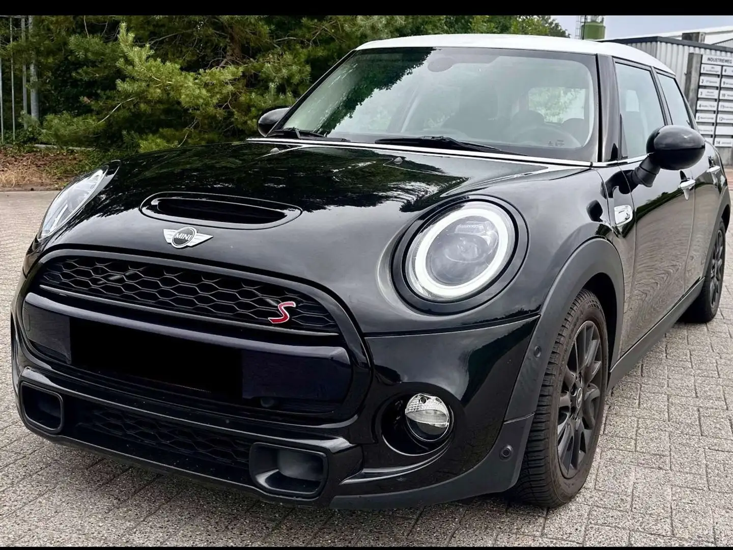 MINI Cooper S Mini Cooper S Sport-Aut. Black - 1