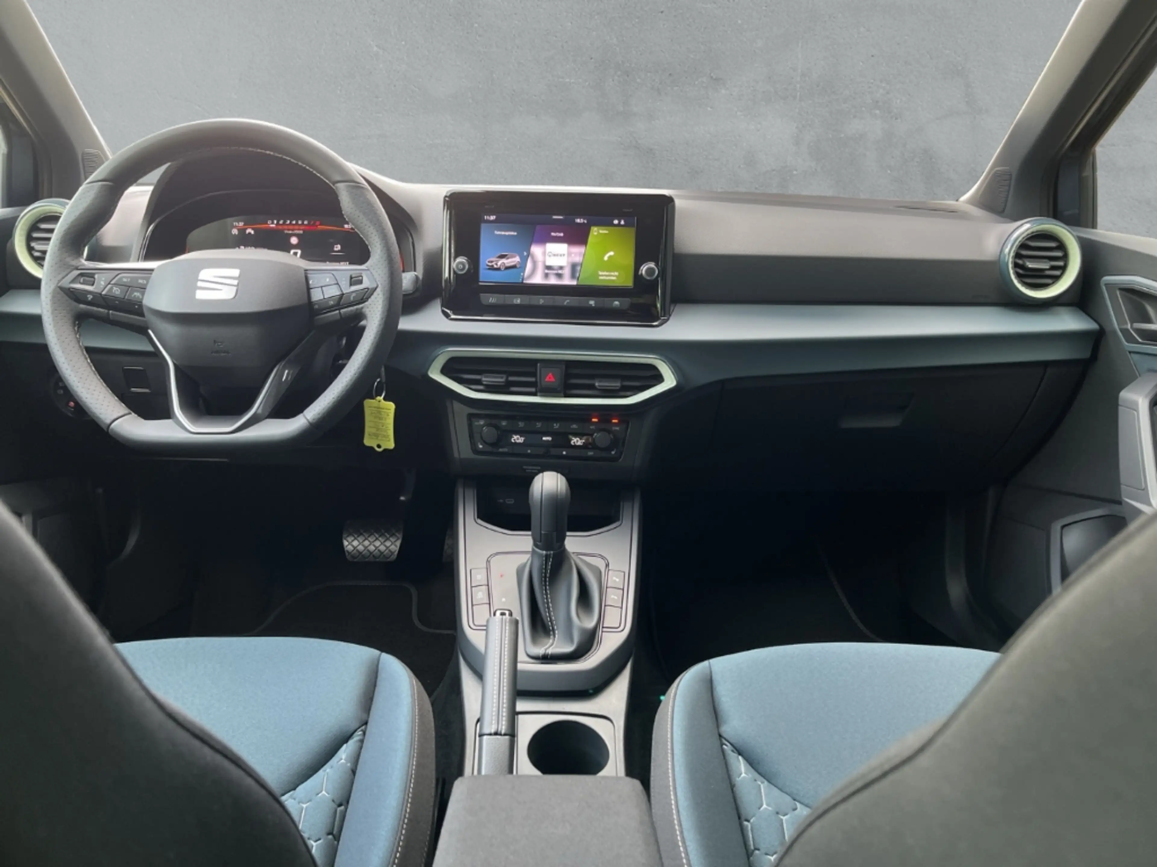 SEAT Arona 1.0 TSI STYLE / UPE: 35.985,- € / AHK LED ACC FULL — photo 11
