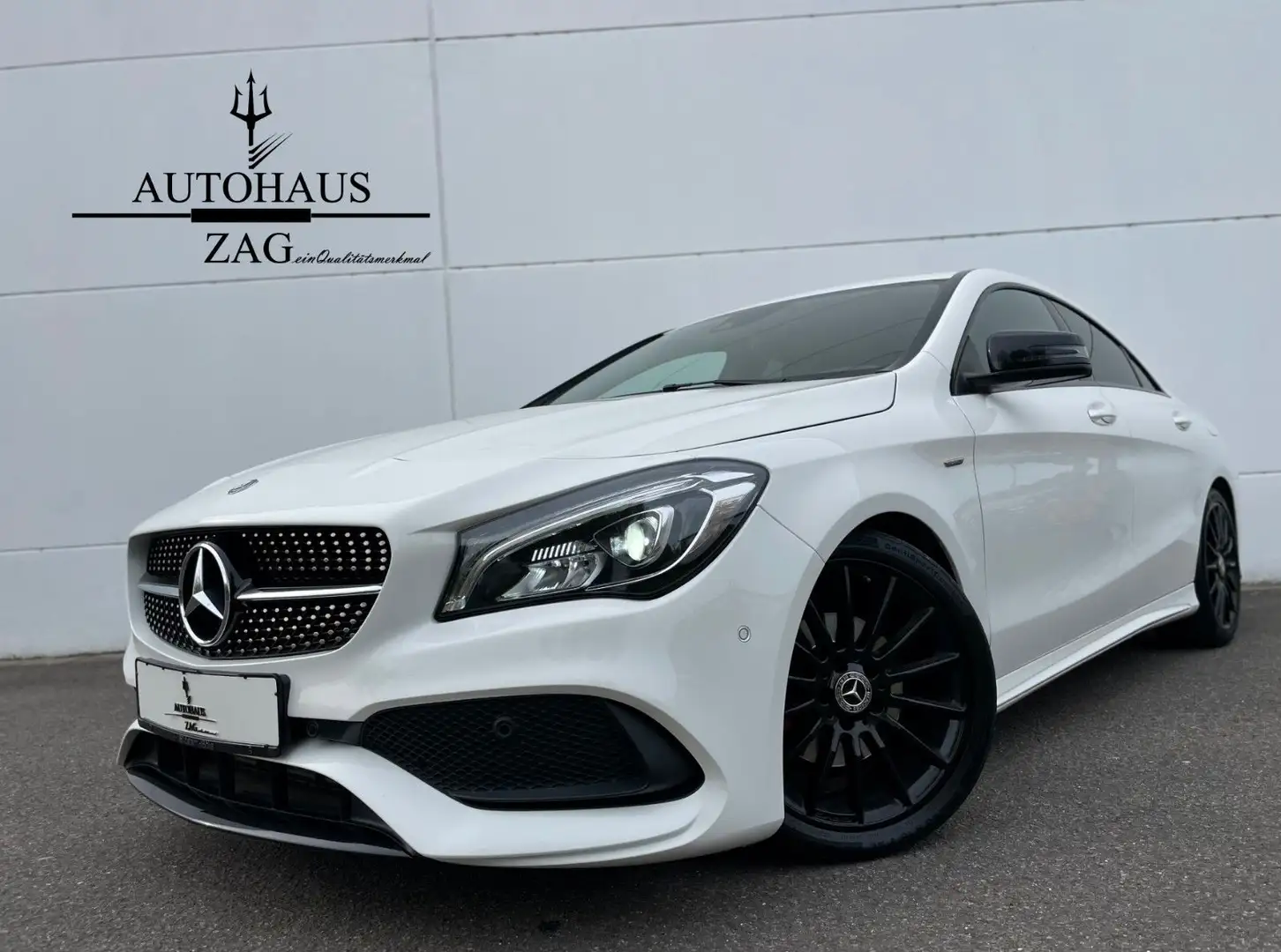 Mercedes-Benz CLA 180 ///AMG-LINE*NIGHT PAKET*KAMERA*LEDER* Weiß - 1