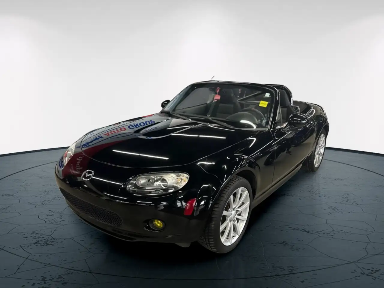Mazda MX-5 Miata photo Mazda MX-5 Miata