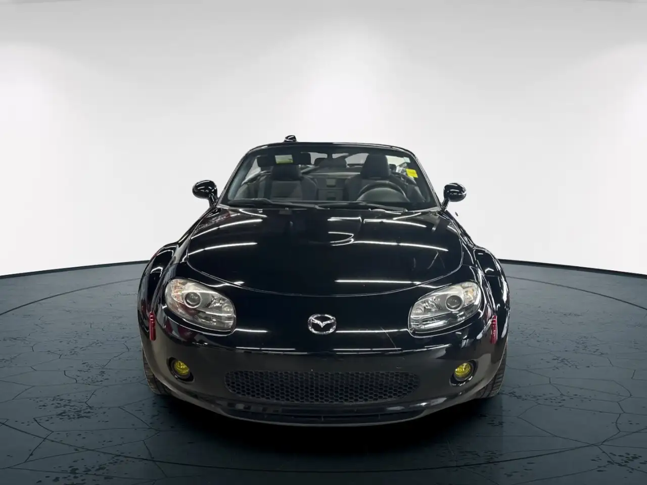 Mazda MX-5 Miata photo Mazda MX-5 Miata