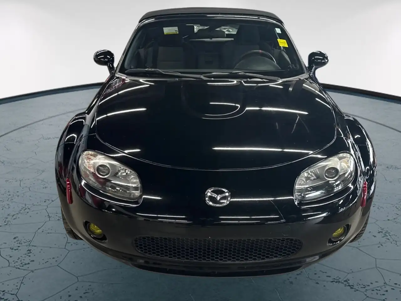 Mazda MX-5 Miata photo Mazda MX-5 Miata