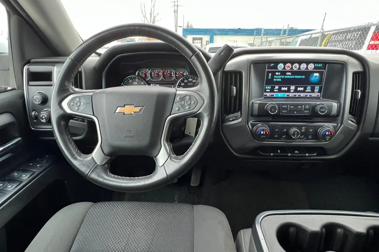 Chevrolet Silverado 1500 снимка Chevrolet Silverado 1500
