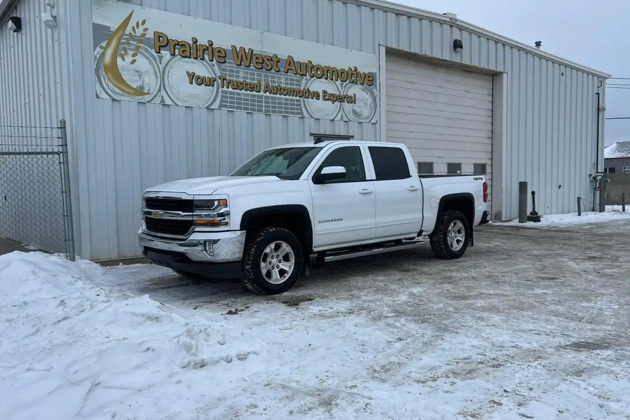 Chevrolet Silverado 1500 снимка Chevrolet Silverado 1500