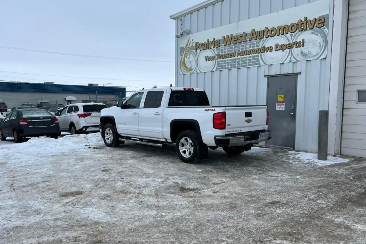 Chevrolet Silverado 1500 снимка Chevrolet Silverado 1500