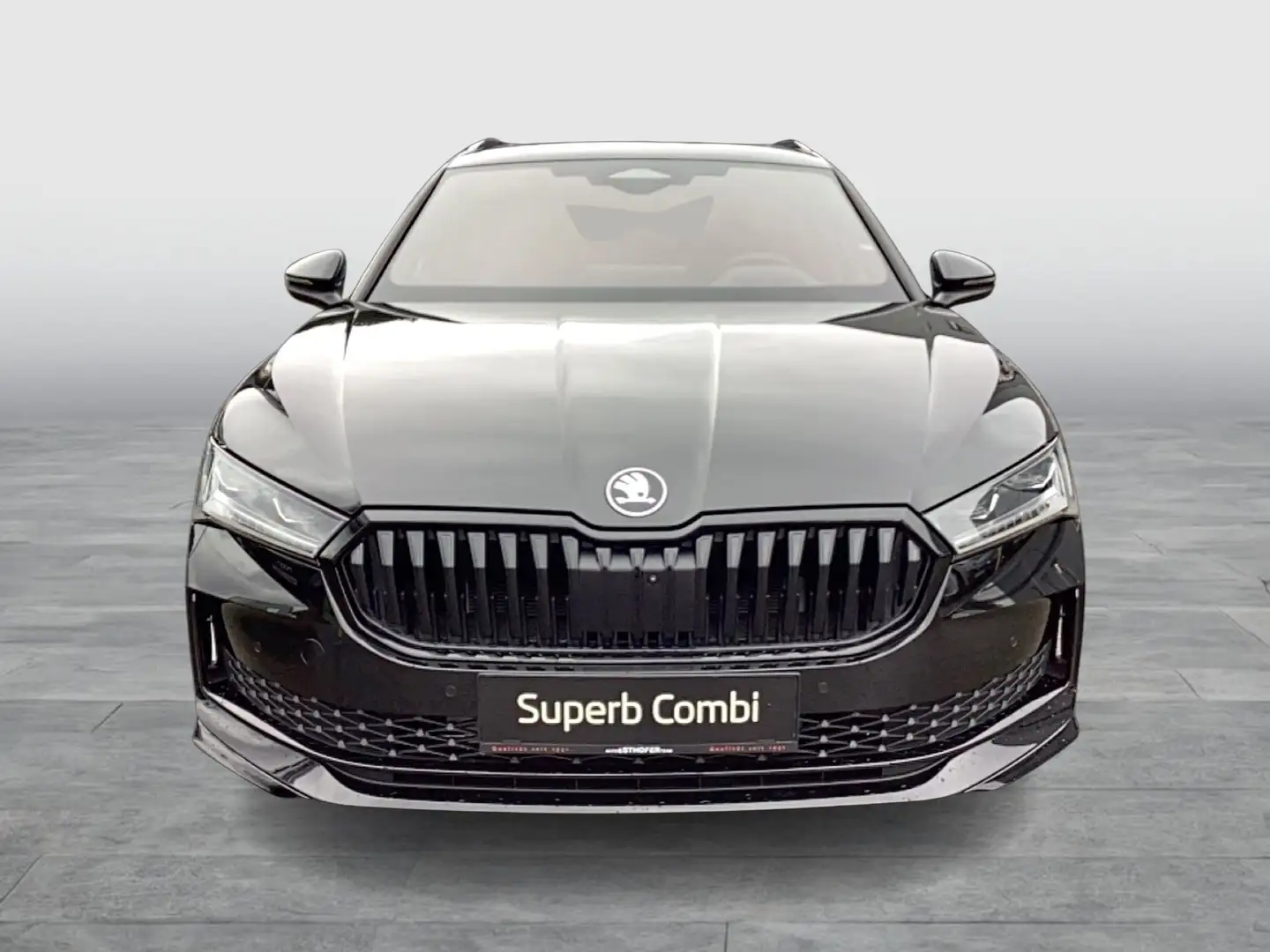 Skoda Superb Sportline iV TSI DSG Schwarz - 2