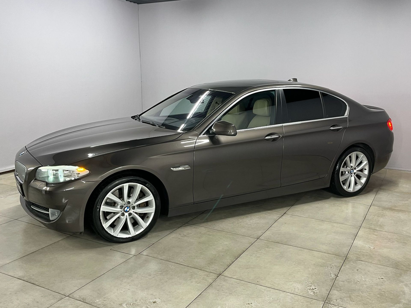 BMW 550 i Aut. ***Export oder Händler*** — photo 6