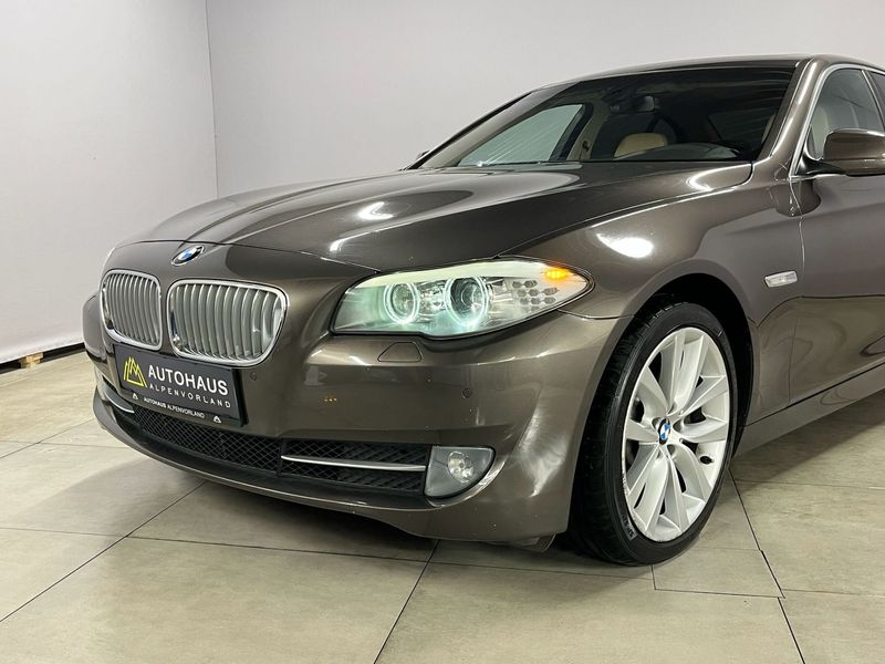 BMW 550 i Aut. ***Export oder Händler*** — photo 4
