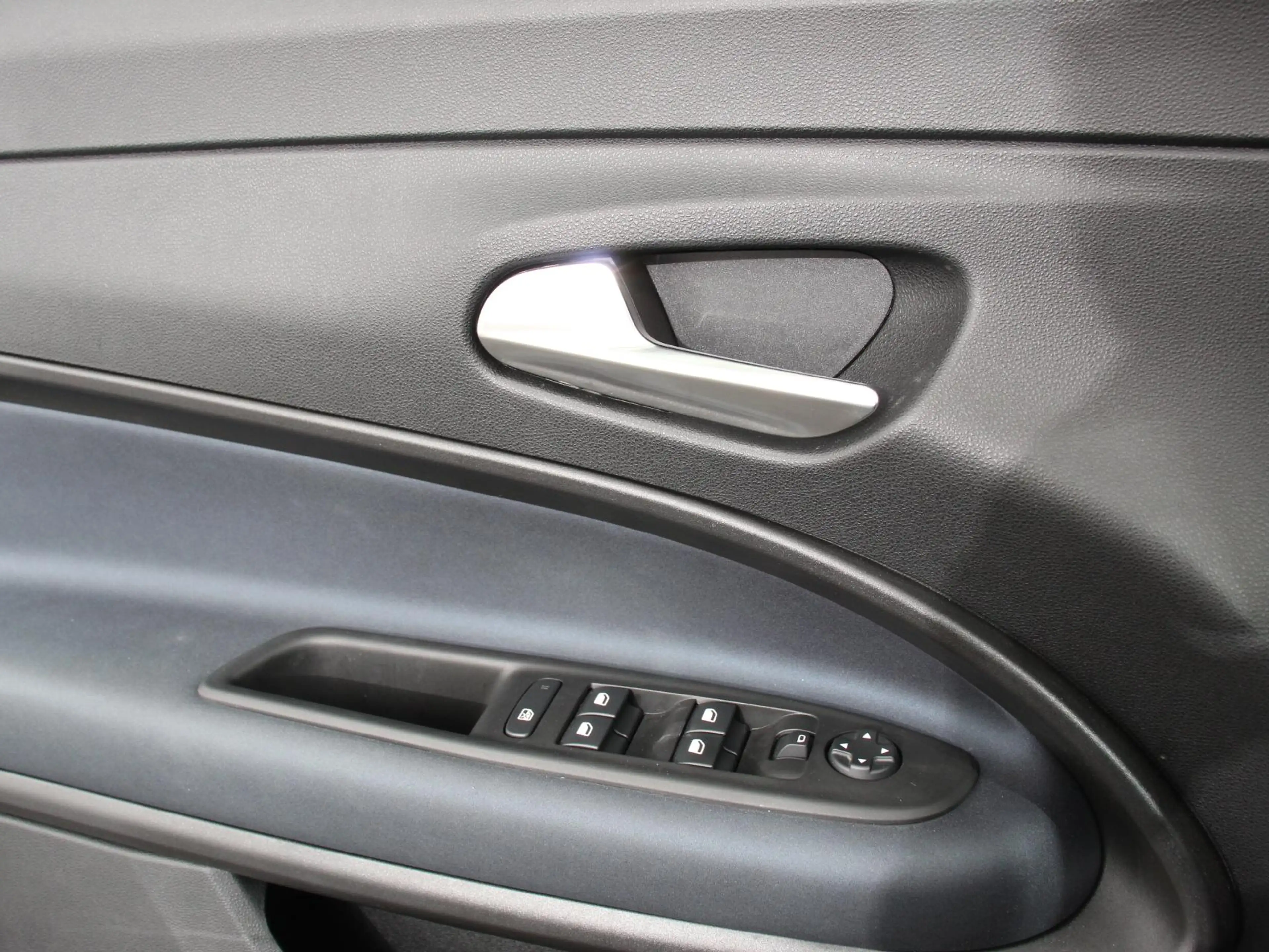 Alfa Romeo Junior Elettrica Automaat 156PK Adaptieve Cruise Control — photo 11