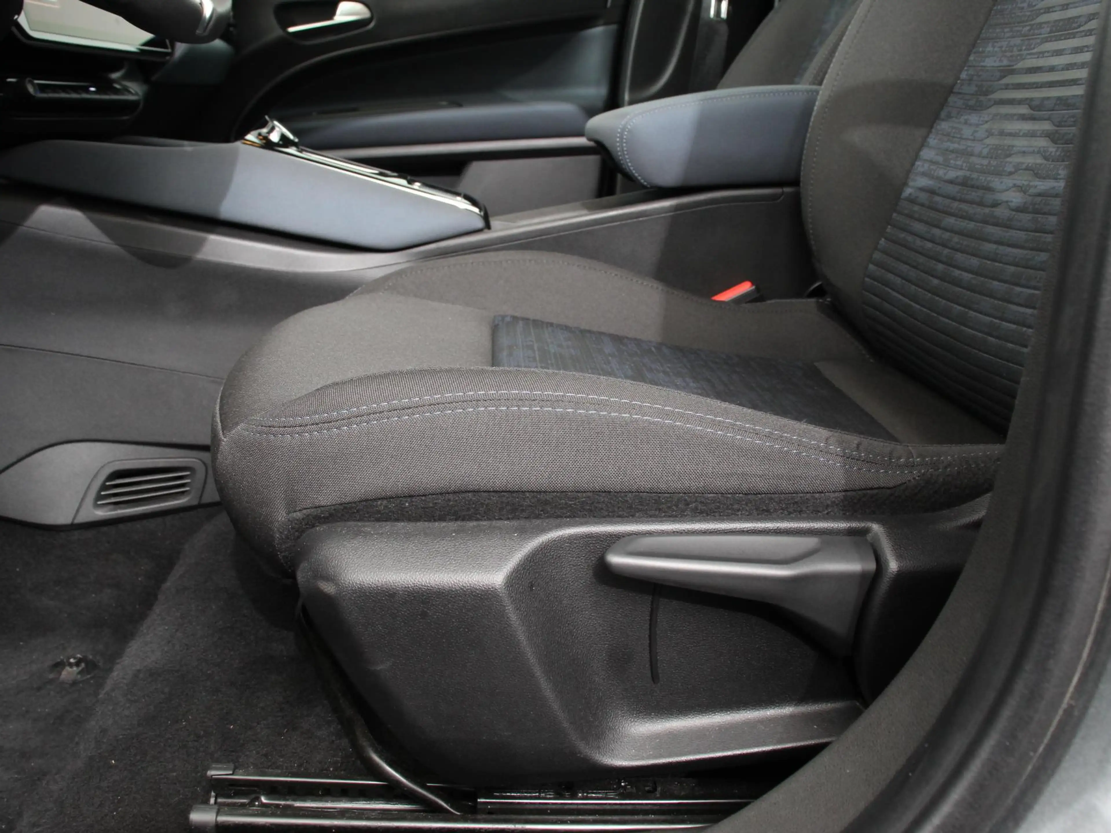 Alfa Romeo Junior Elettrica Automaat 156PK Adaptieve Cruise Control — photo 9