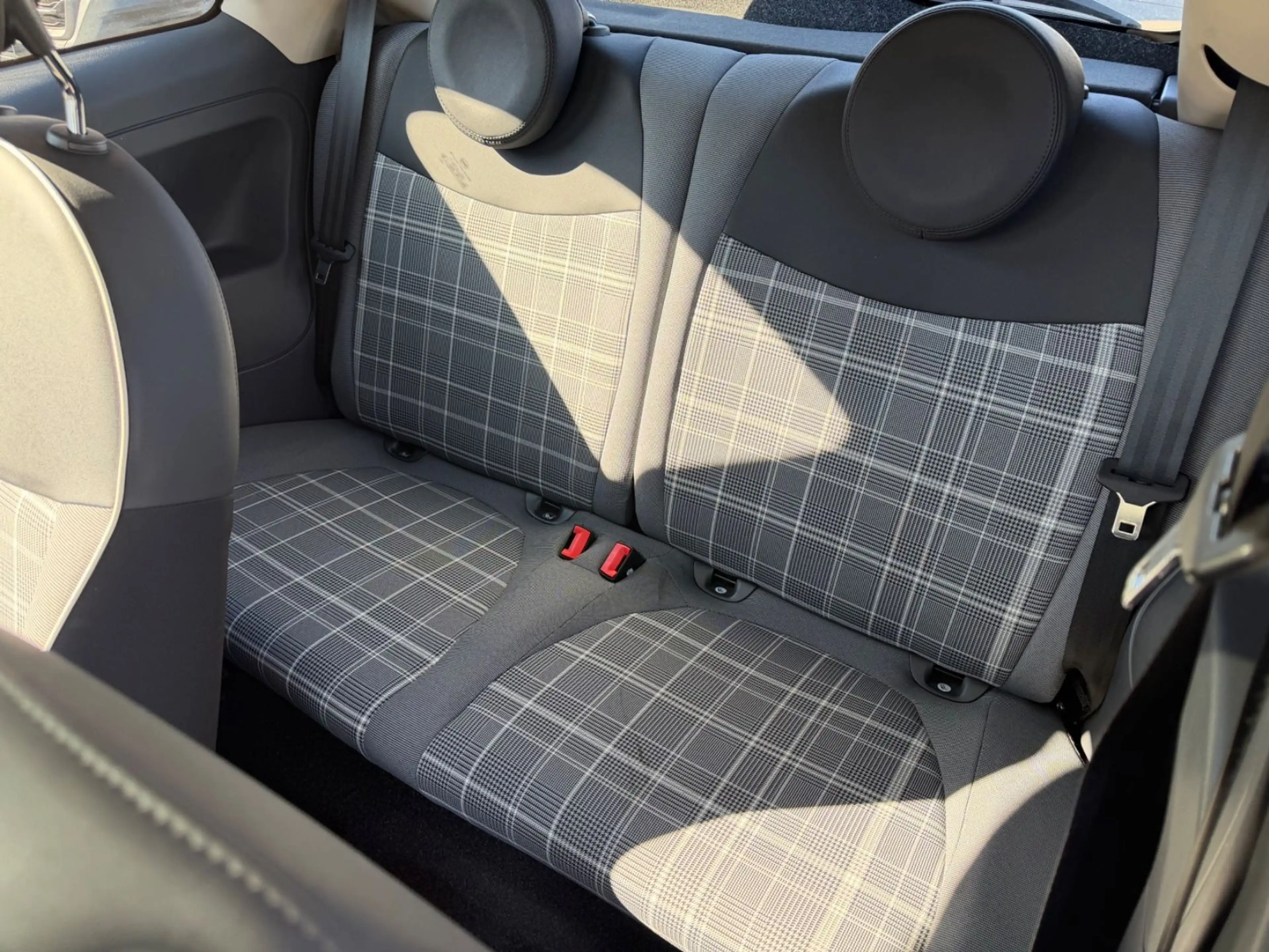 Fiat 500 Panorama — photo 11