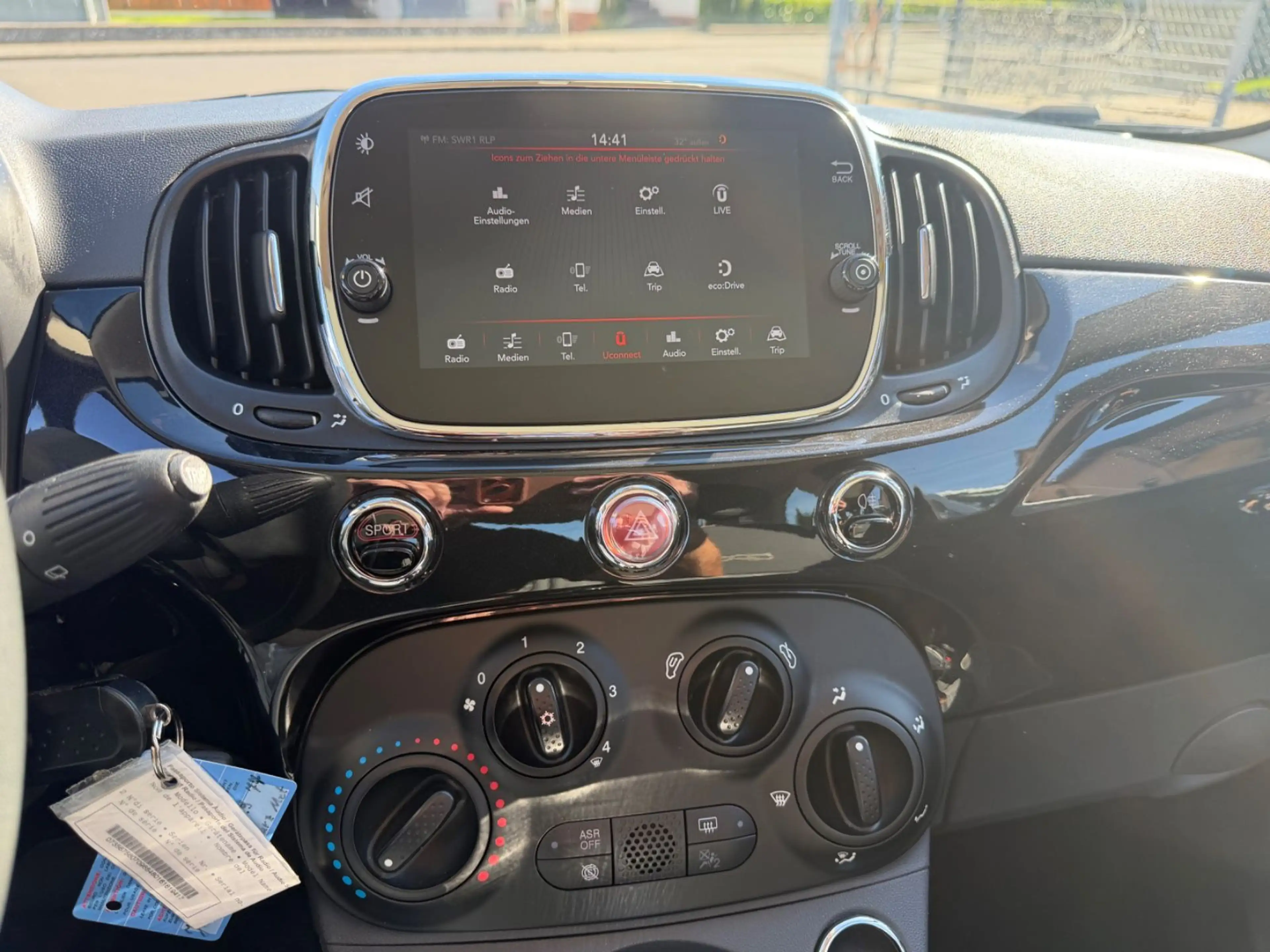 Fiat 500 Panorama — photo 13
