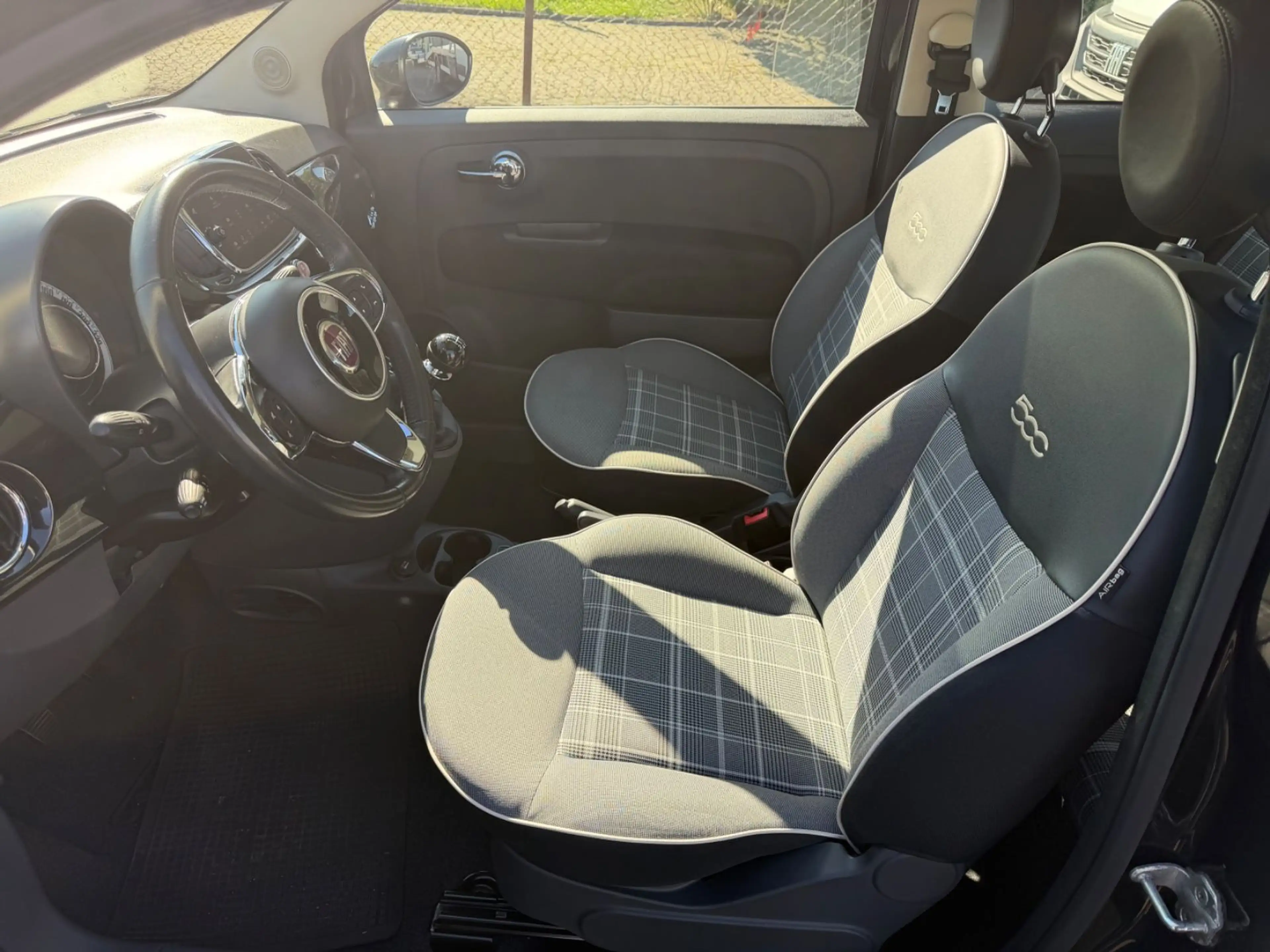 Fiat 500 Panorama — photo 9