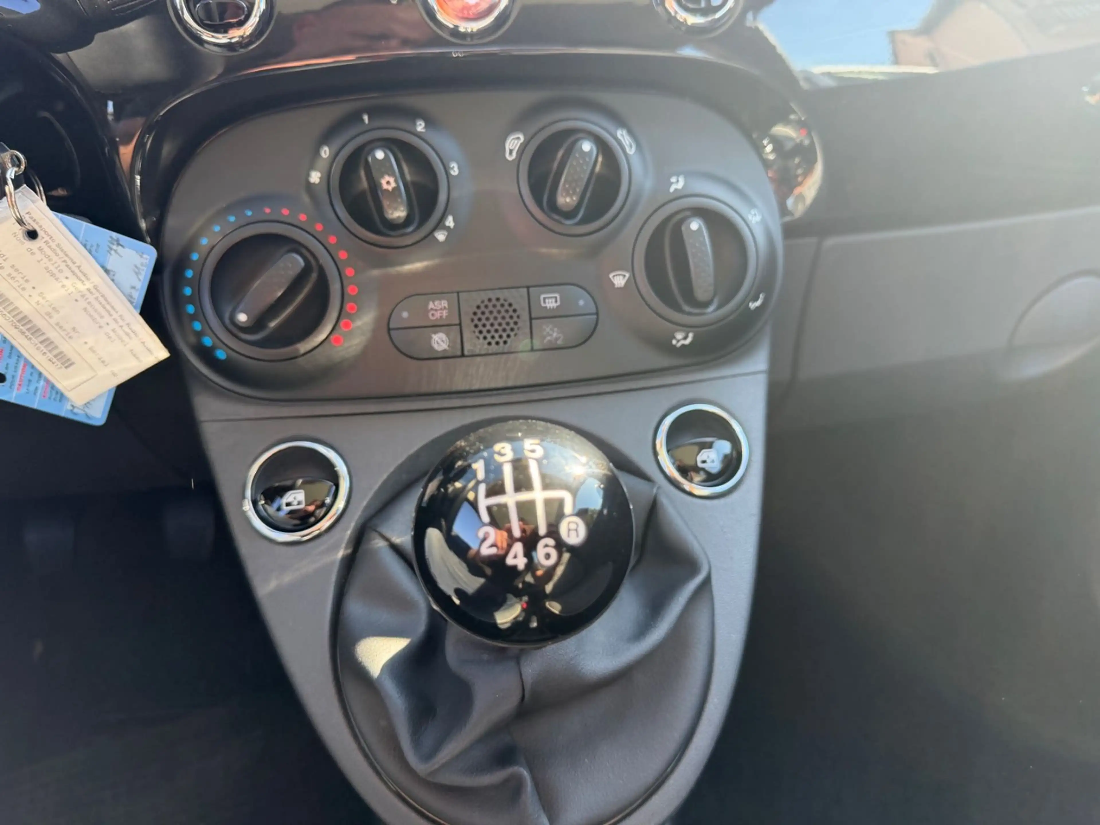 Fiat 500 Panorama — photo 12