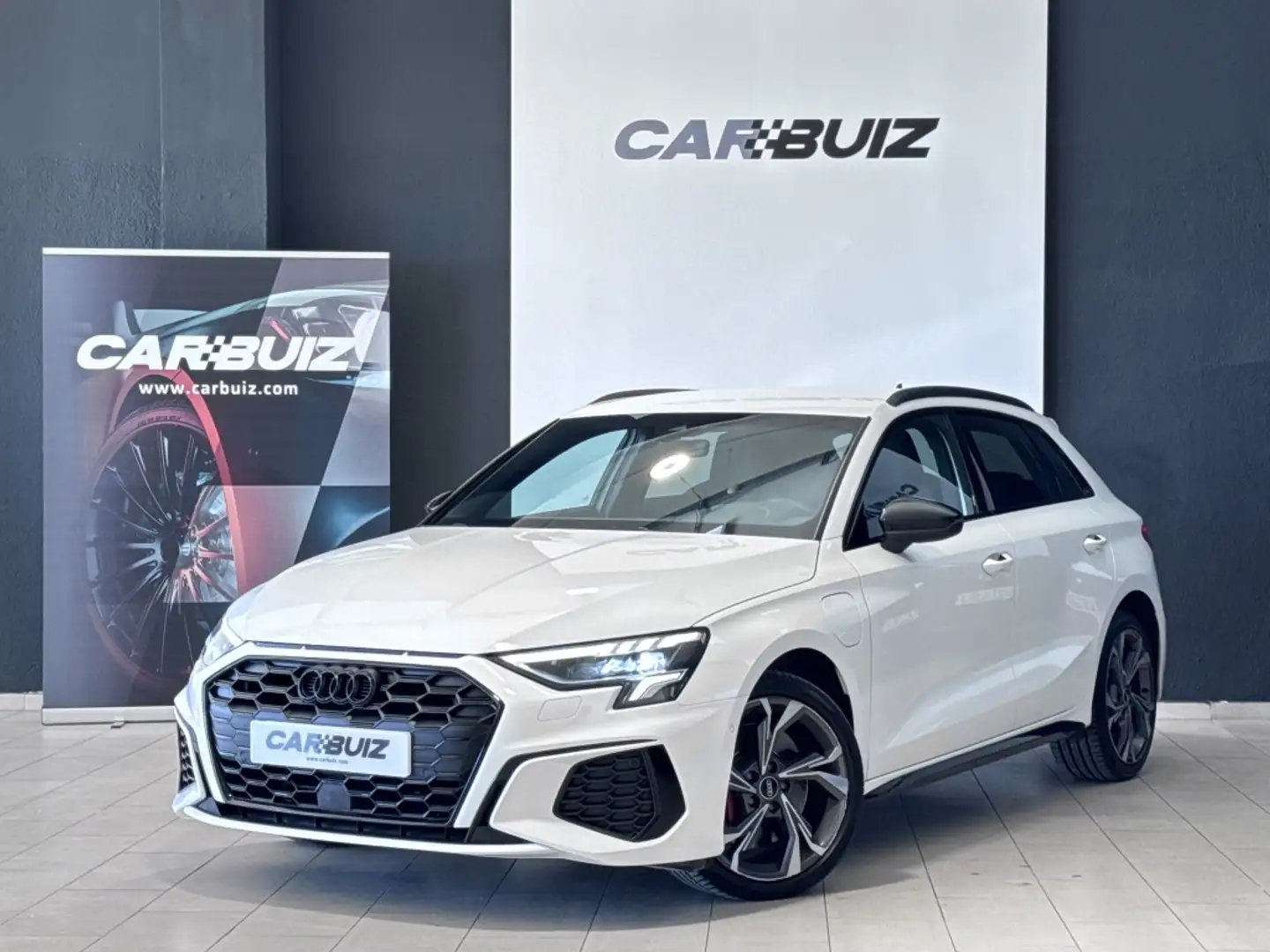 Audi A3 SB 45 TFSIe Competition Black line edition S troni Blanco - 1
