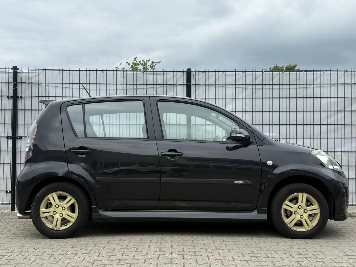 Daihatsu Sirion 2 1.3-16V Comfort automaat! Airco! Černá - 2