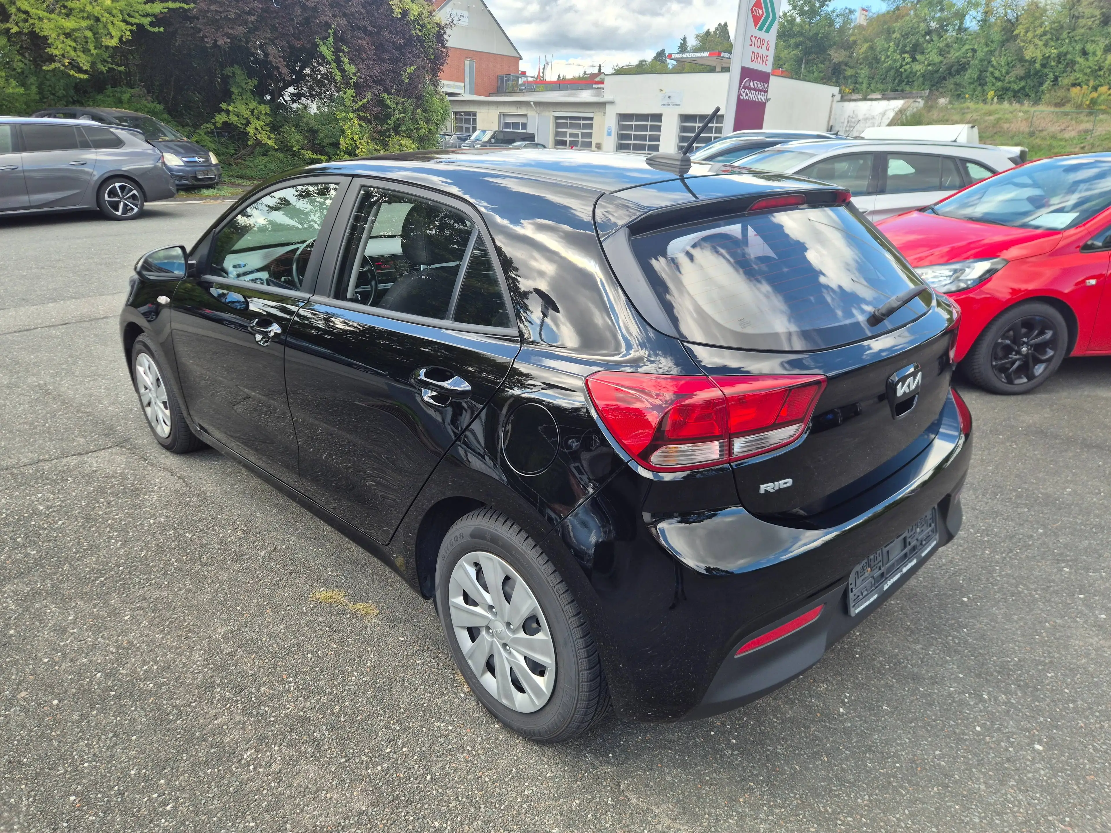 Kia Rio Rio 1.2 Edition 7 *8fach bereift/Klima/Bluetooth* — photo 4