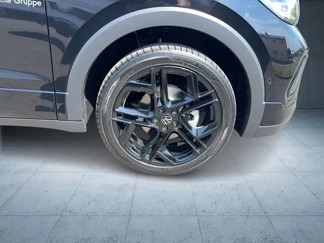 Volkswagen T-Cross view 7