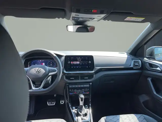 Volkswagen T-Cross view 11