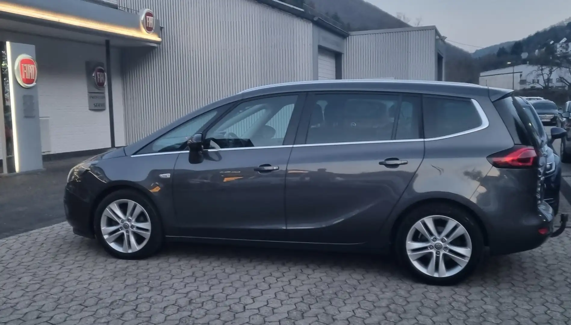 Opel Zafira Tourer 1.4 Turbo Sport Grau - 2