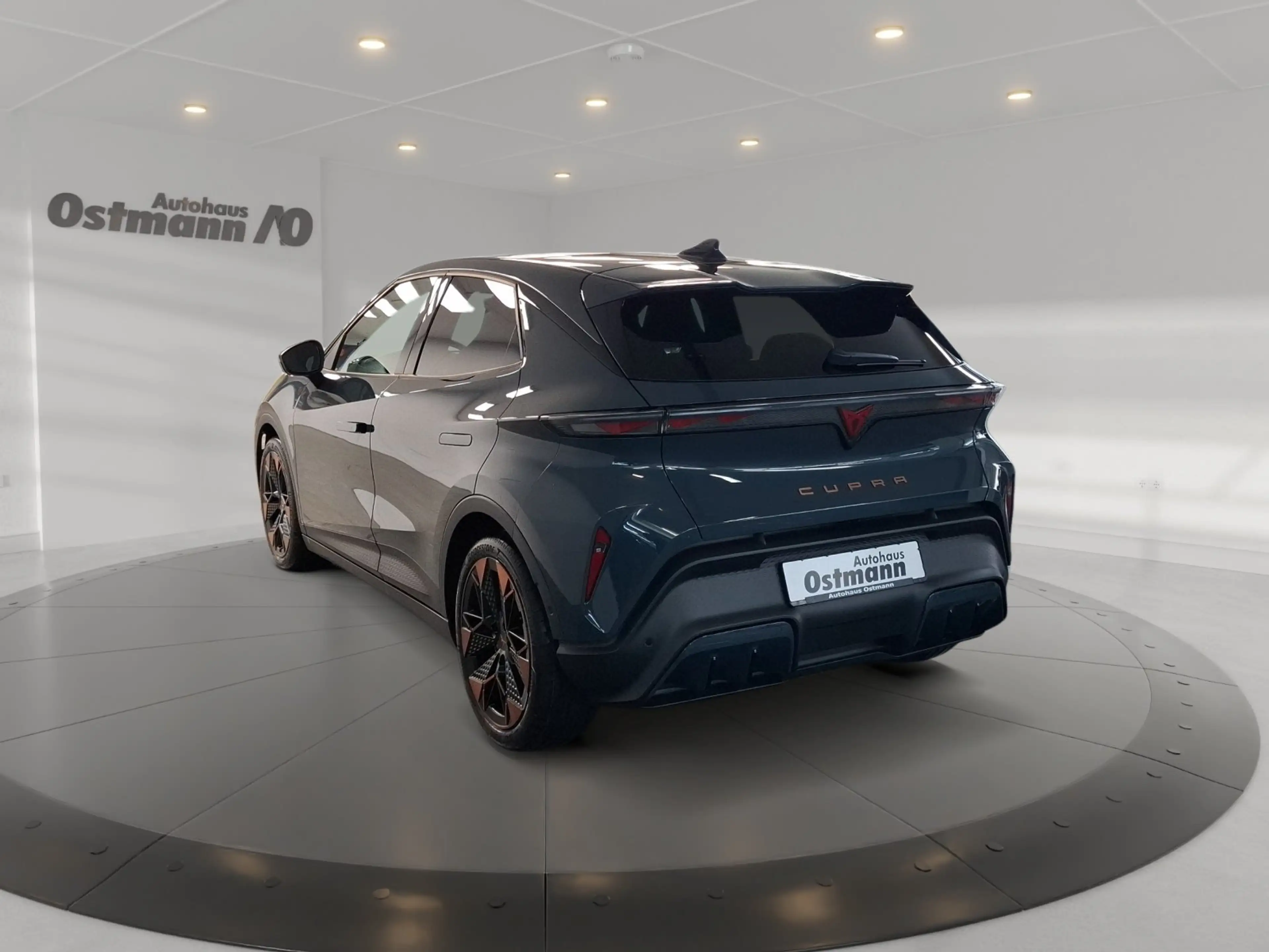 CUPRA Raval Endurance Edition Dynamic Plus 52 kWh AUT — photo 2