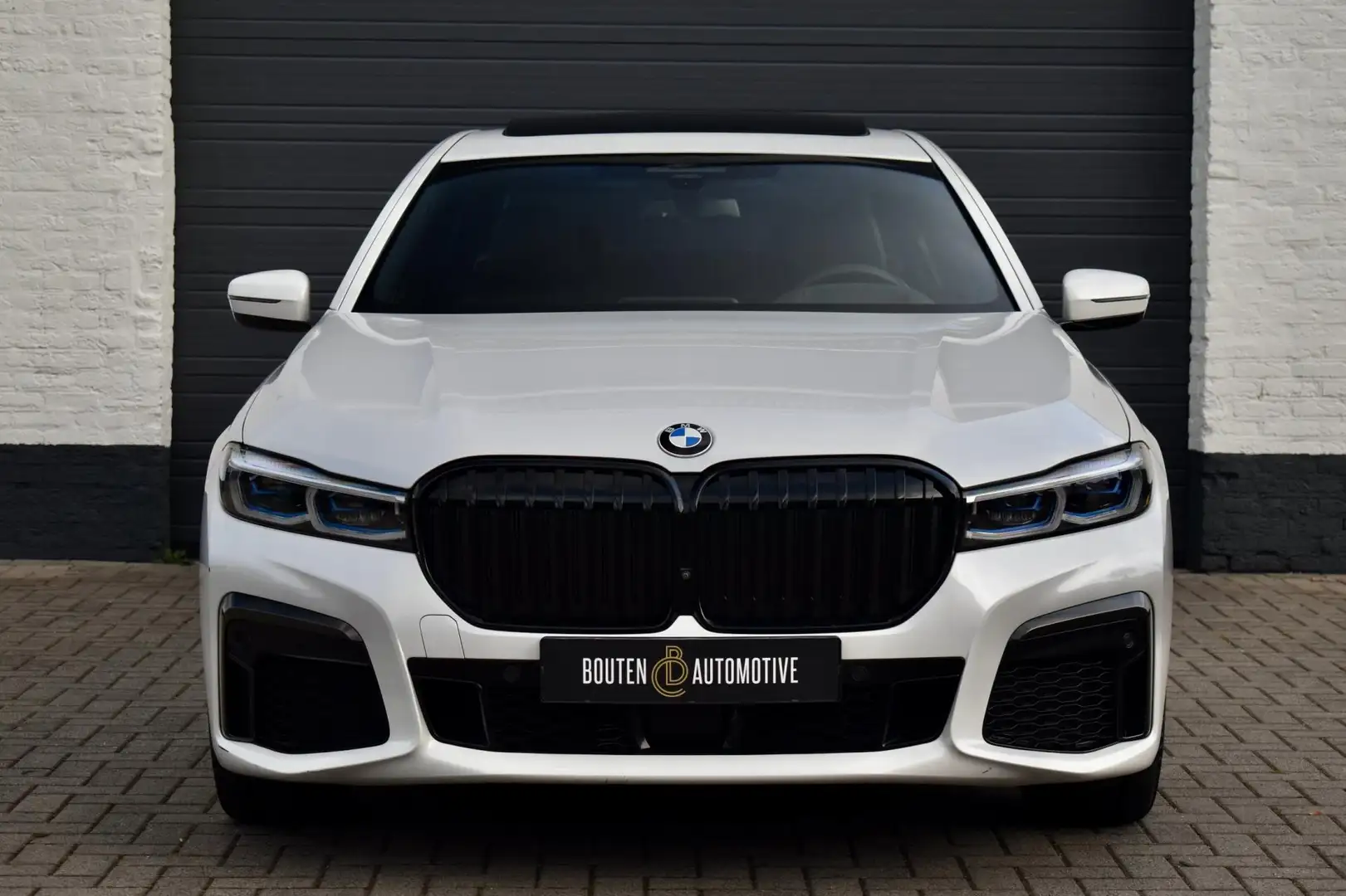BMW 745 7-serie 745e High Executive M-Sport | Schuifdak | Wit - 2