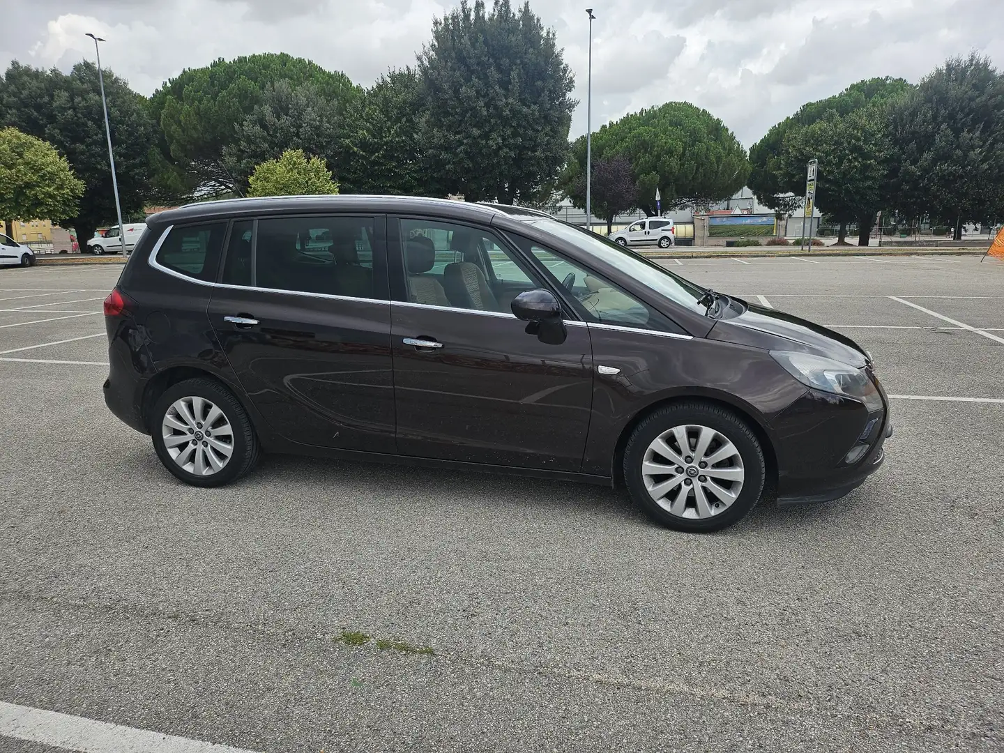 Opel Zafira Tourer 1.6 t Cosmo ecoM 150cv - 2