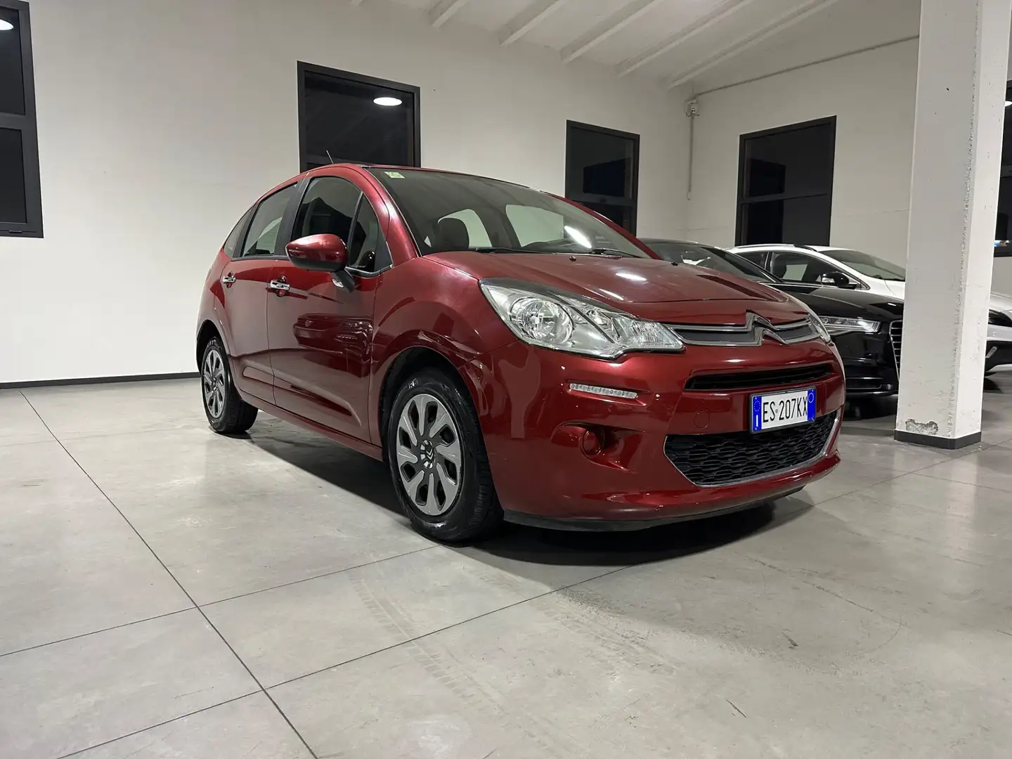 Citroen C3 C3 1.2 VTi 82 Exclusive Rosso - 2