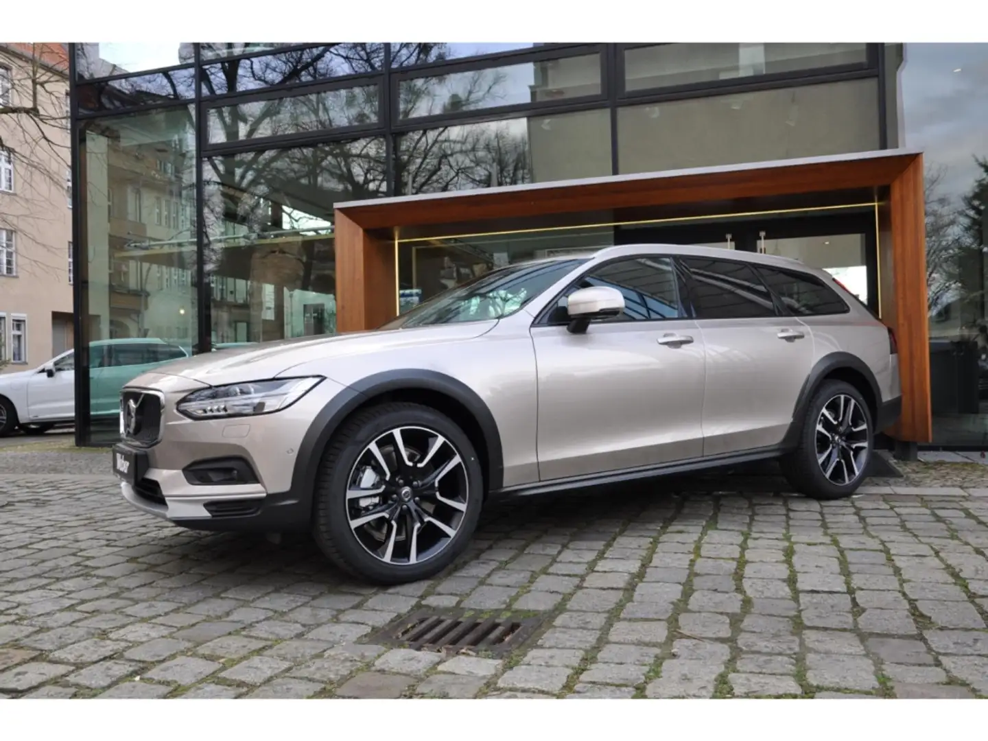 Volvo V90 Cross Country B5 AWD Ultimate *Vollausstattung*B&W*Luft* Gris - 2