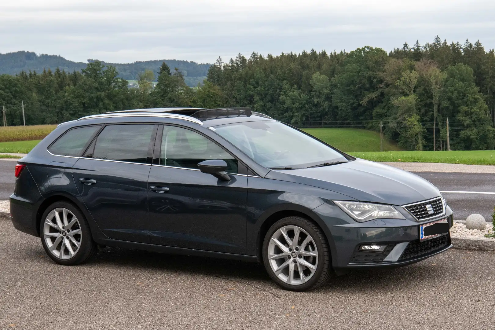 SEAT Leon ST Xcellence 2,0 TDI Start-Stopp - 1