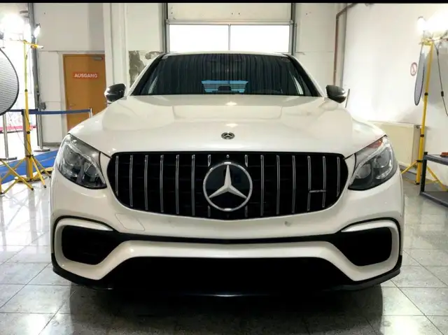 Mercedes-Benz GLC 63 AMG GLC 63 AMG S Coupé 1 BESITZ Ansicht 4