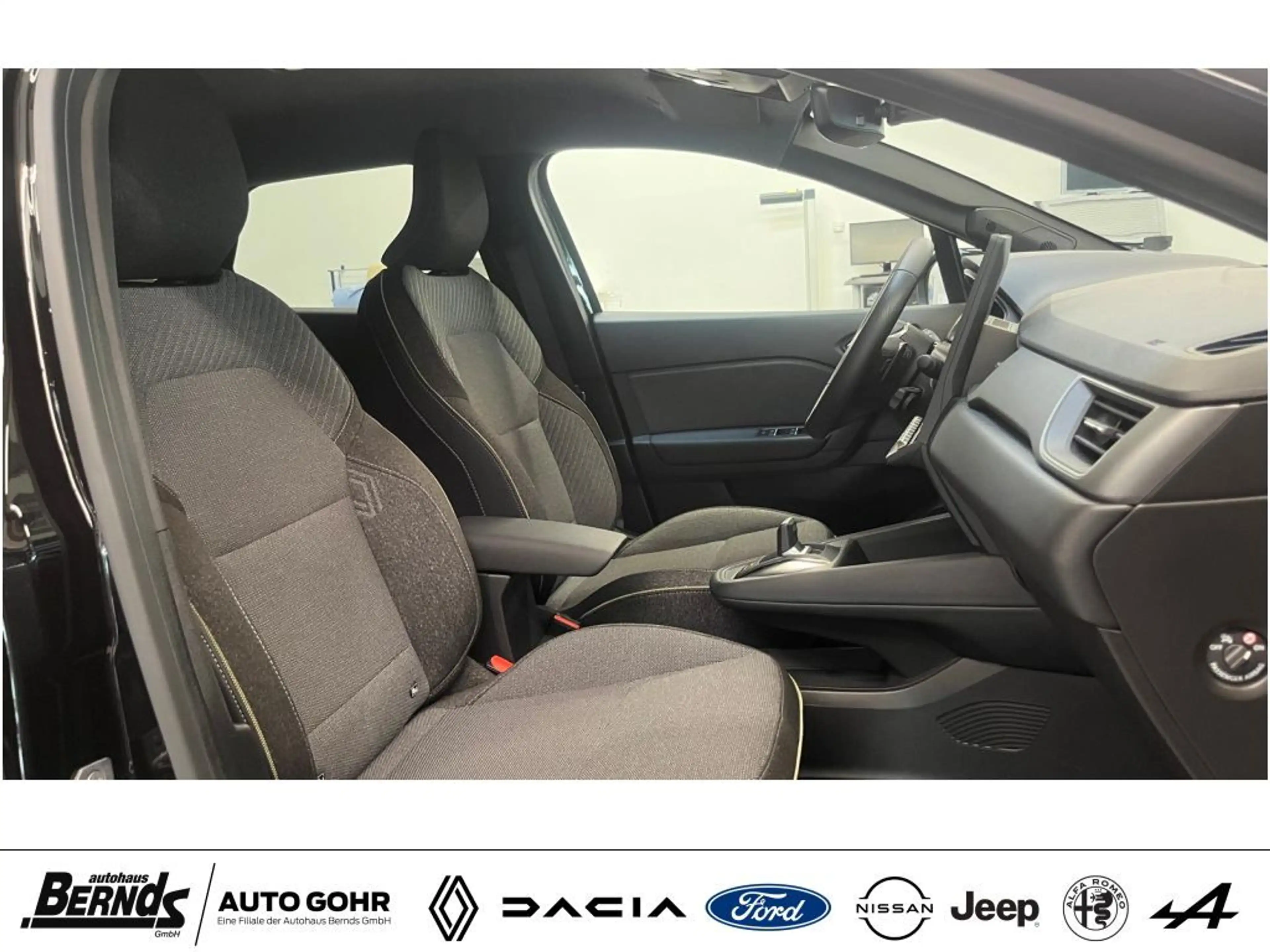Renault Symbioz TCe Mild Hybrid 140 EDC TECHNO SHZ GJR LED Kamera — photo 3