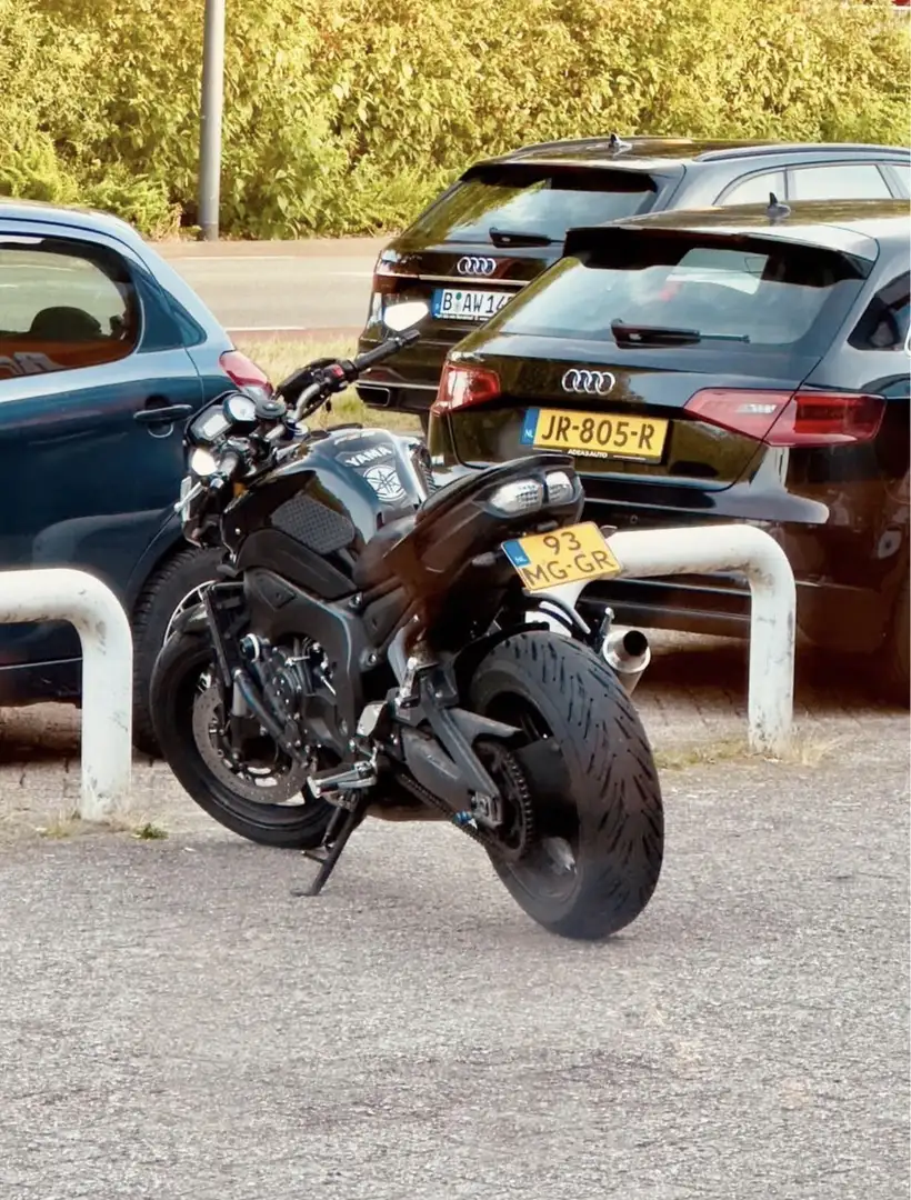 Yamaha FZ 8 Zwart - 2