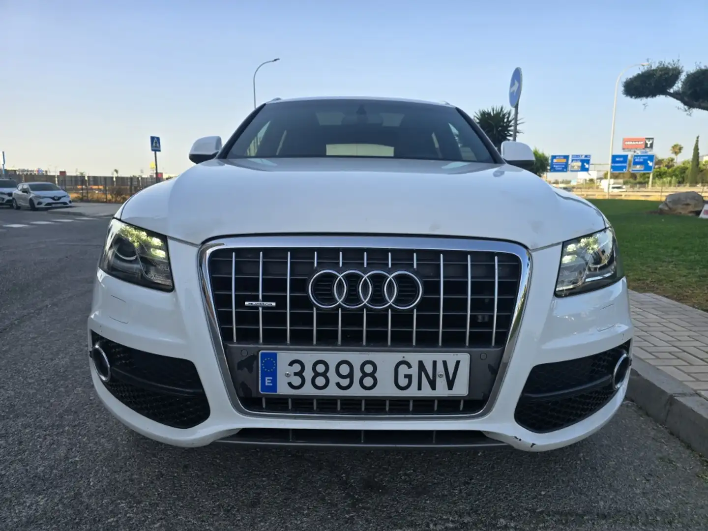 Audi Q5 2.0TDI quattro 170 DPF Blanco - 2